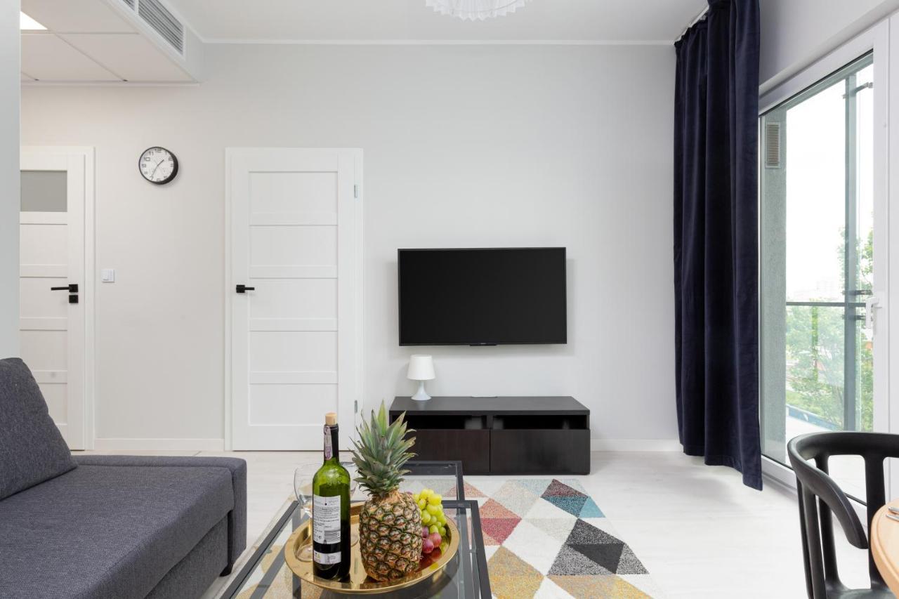 Business Center Apartments Warsaw Wola By Noclegi Renters 外观 照片