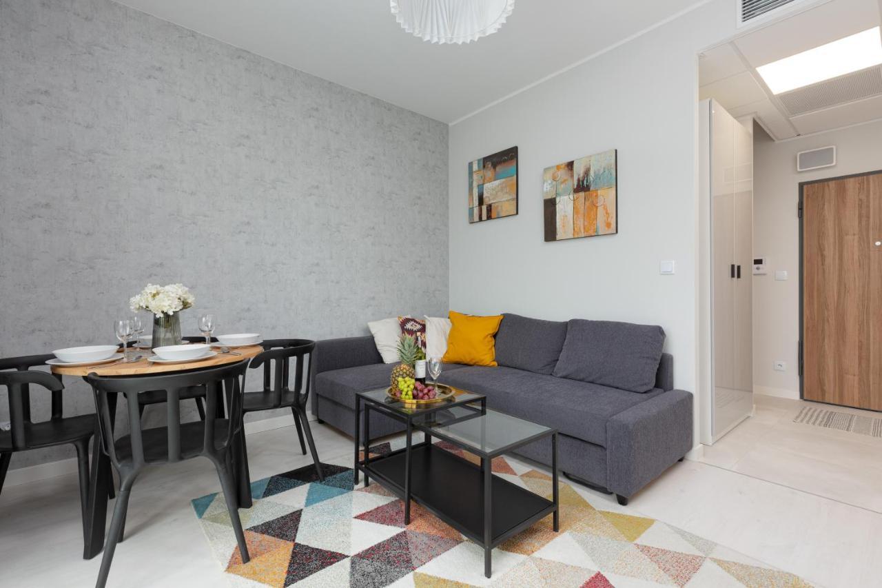 Business Center Apartments Warsaw Wola By Noclegi Renters 外观 照片