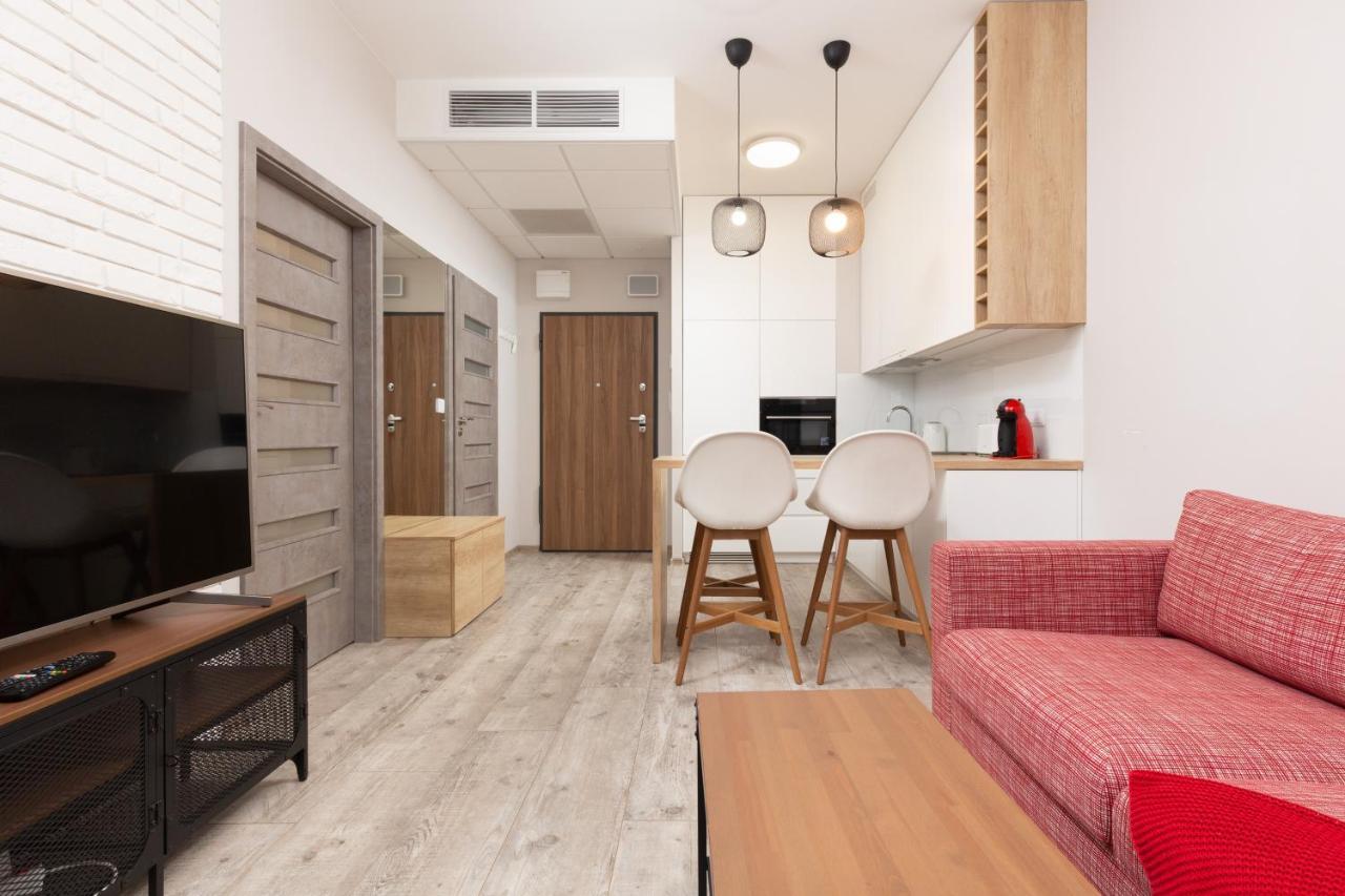 Business Center Apartments Warsaw Wola By Noclegi Renters 外观 照片