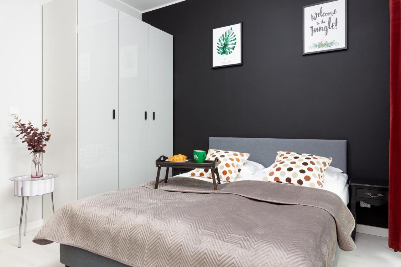 Business Center Apartments Warsaw Wola By Noclegi Renters 外观 照片