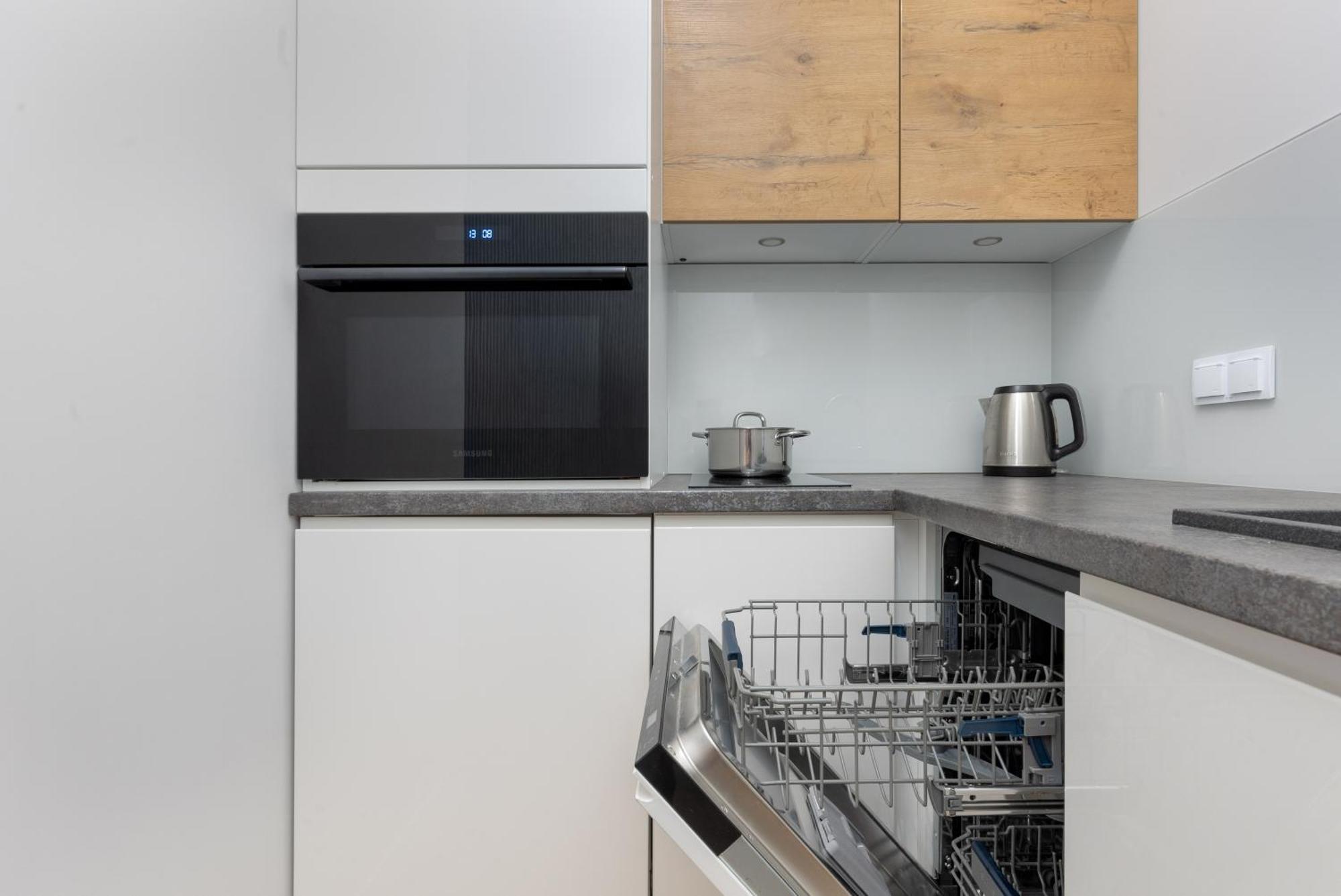 Business Center Apartments Warsaw Wola By Noclegi Renters 外观 照片