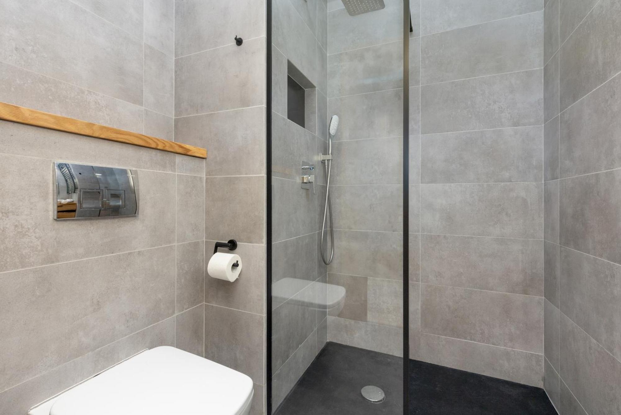 Business Center Apartments Warsaw Wola By Noclegi Renters 外观 照片